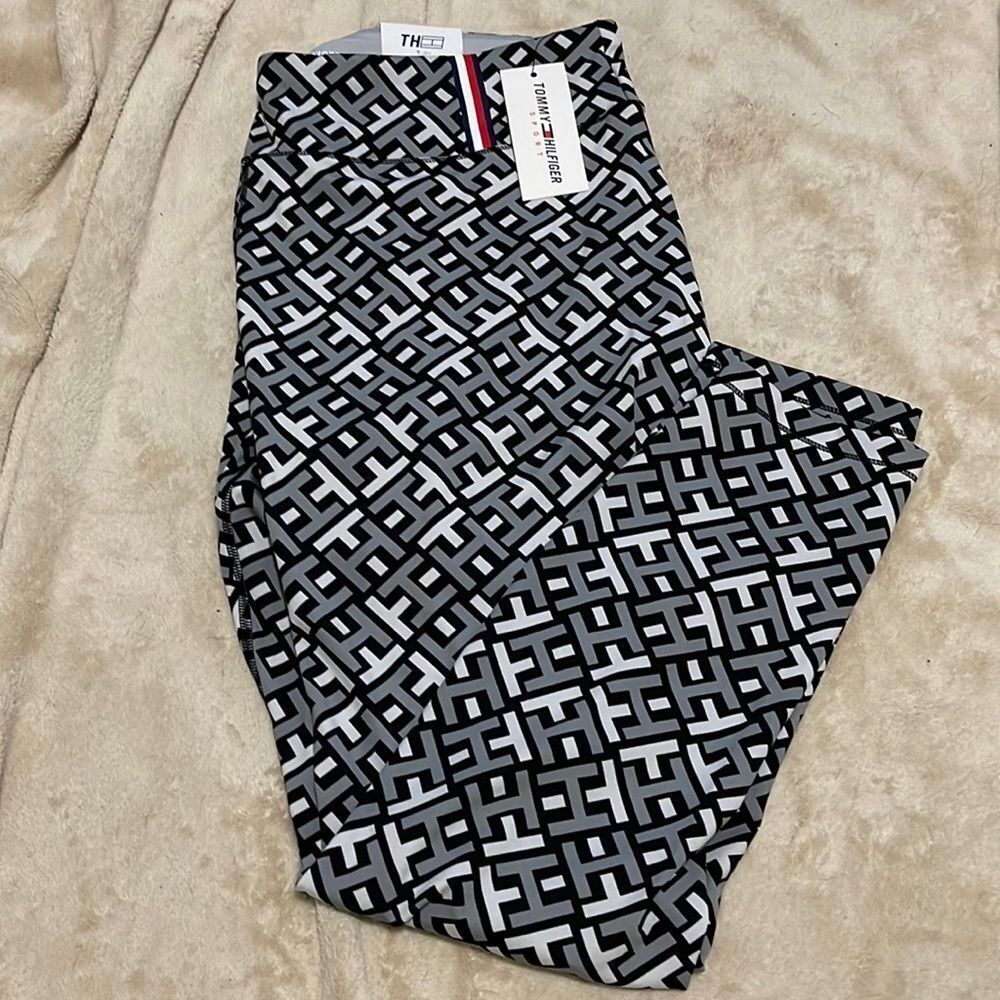 NWT- Tommy Hilfiger- 2X